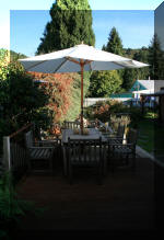 reefcottage_garden2.jpg (115467 Byte)